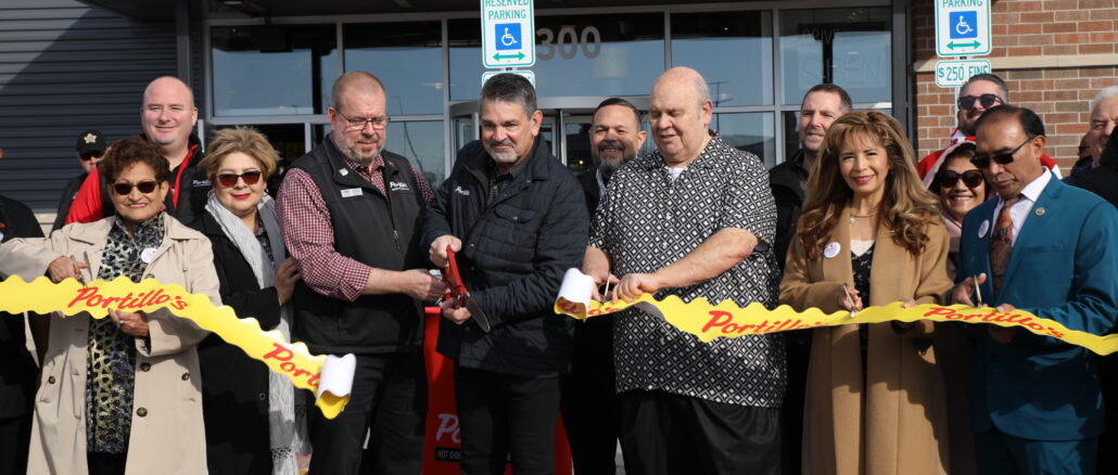 Town President Larry Dominick and Cicero officials cut the ribbon on the new Portillo's restaurant at 33rd and Cicero Avenue Thursday November 2, 2023